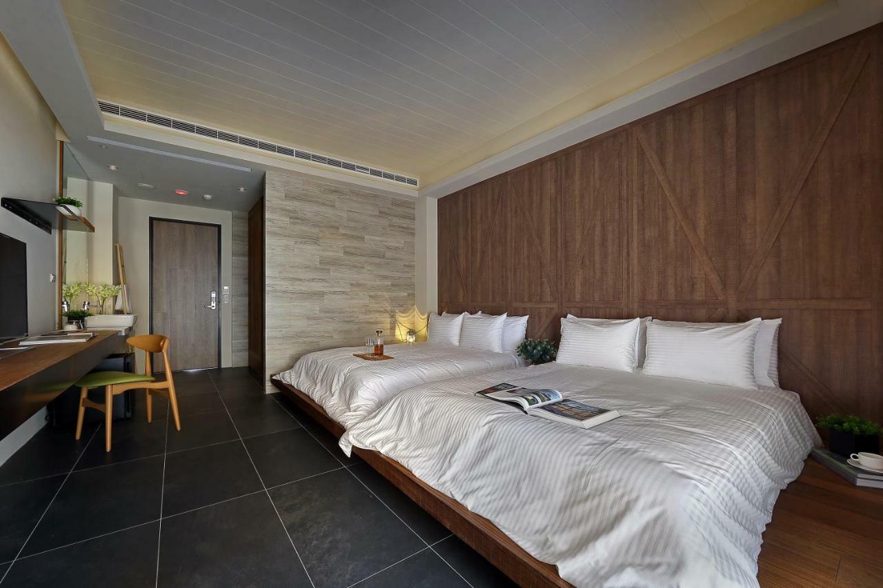 Sun Moon Lake Blue Sky Bay B&B Yuchi Extérieur photo